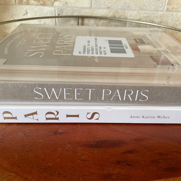 NWT In Love with Paris book - Picture 6 of 6